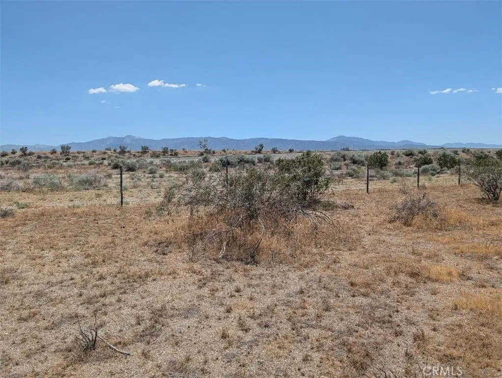 7 Dos Palmas, Pinon Hills, CA 92372 - Photo 2 of 6, Pinon Hills, CA