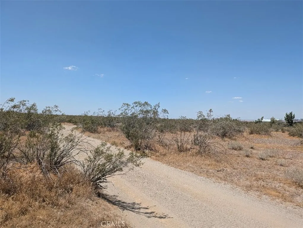 7 Dos Palmas, Pinon Hills, CA 92372 - Photo 4 of 6, Pinon Hills, CA