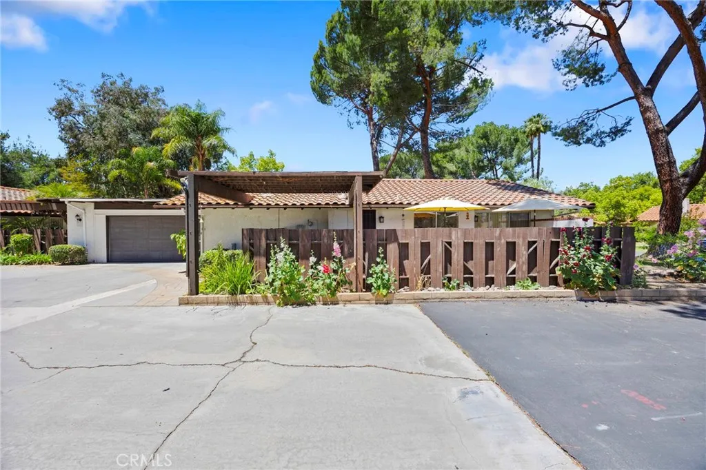 1461 Seven Hills Drive, Hemet, CA 92545 - Photo 4 of 29, Hemet, CA