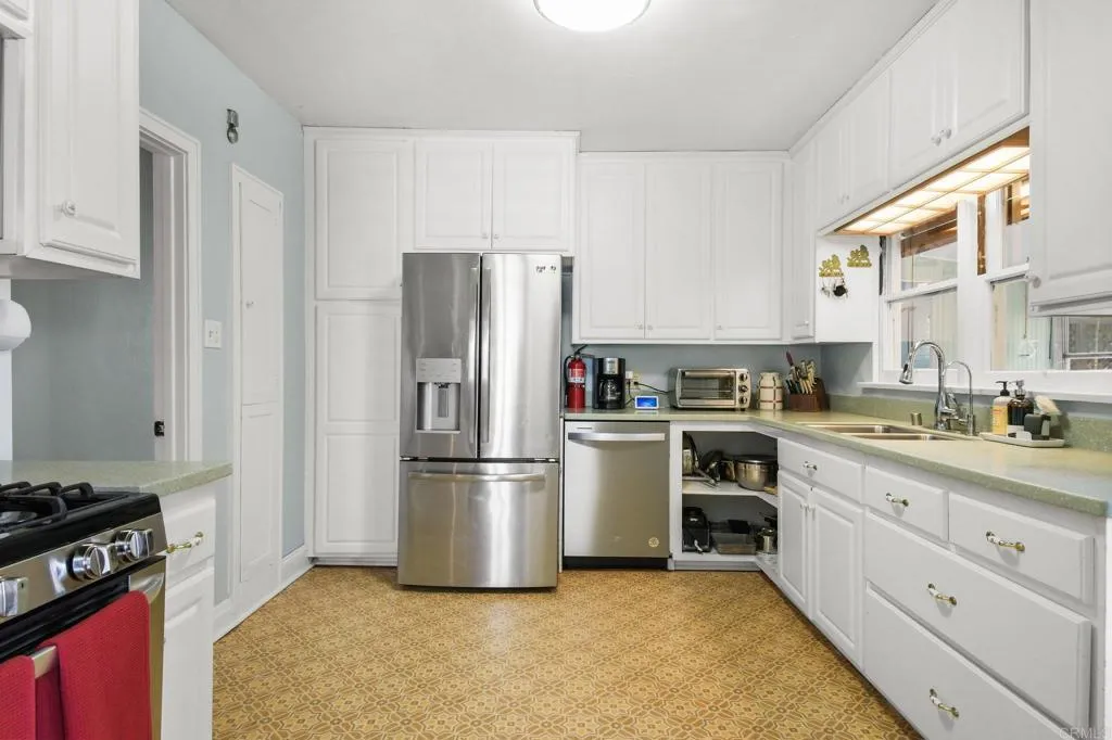 https://cdn.realtyfeed.com/cdn/127/306726552/36091b870a646e4cc168dec7eda5ac4a.webp