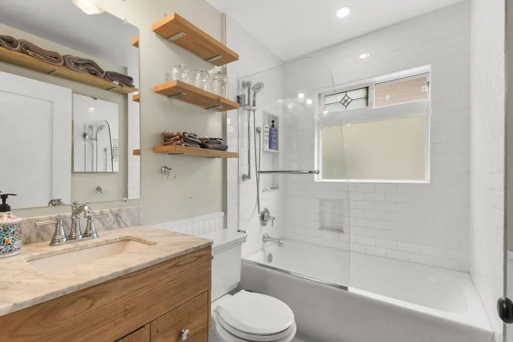 https://cdn.realtyfeed.com/cdn/127/306726552/c6f70c4adc0ea47fafade9e044965b62.webp