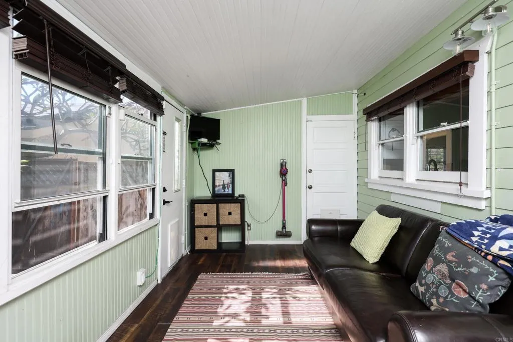 https://cdn.realtyfeed.com/cdn/127/306726552/c85e4b6e69e65aee9ecebbf76ec9fc4d.webp