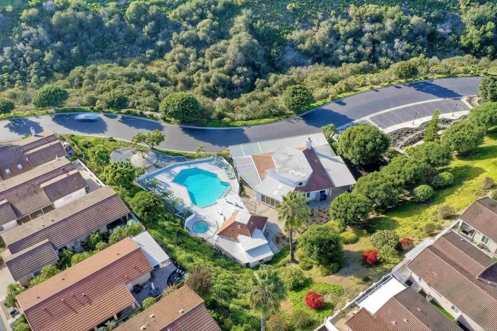 https://cdn.realtyfeed.com/cdn/127/306726582/0ce7c4f9d257b4fc25abb7a9a086390a.webp