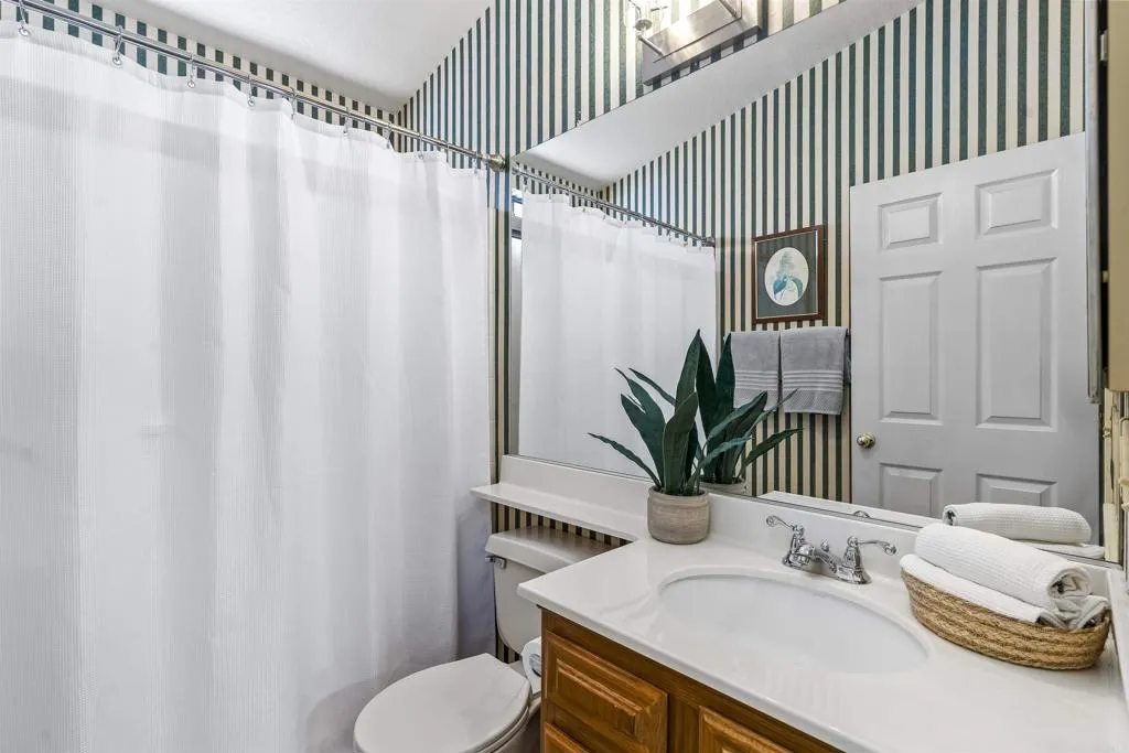 https://cdn.realtyfeed.com/cdn/127/306726582/66292320a81d48f6f2e16e2c4be9aa7b.webp