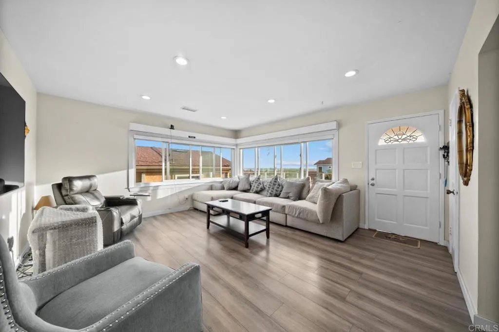 https://cdn.realtyfeed.com/cdn/127/306726591/279d141b431254c22c5ba45263437b59.webp