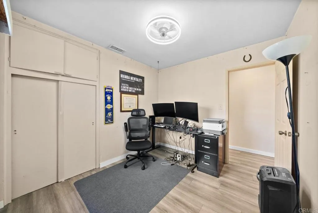 https://cdn.realtyfeed.com/cdn/127/306726591/8a546043d49f84d17f1f6757fe964314.webp