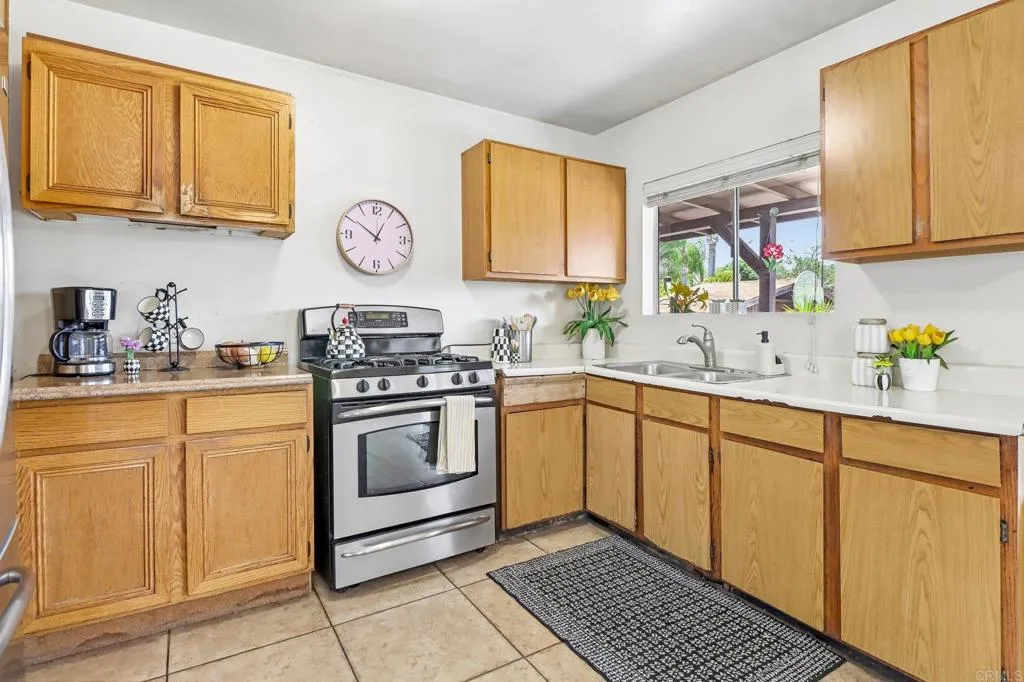 https://cdn.realtyfeed.com/cdn/127/306726755/09b14eb2ffbf8dae05955f1c9e6cd09a.webp