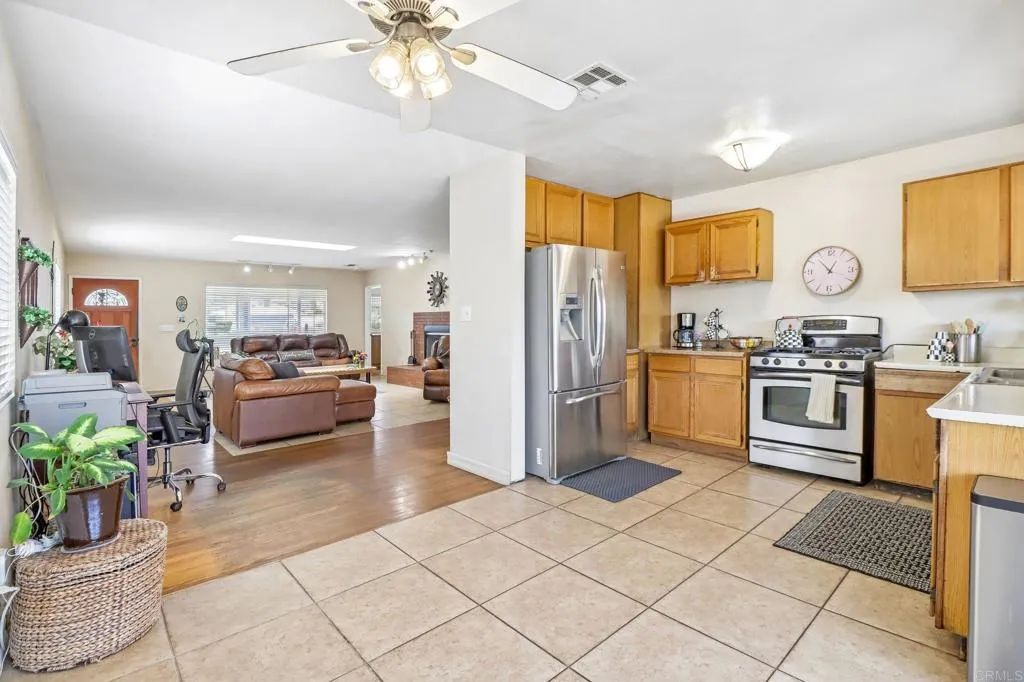 https://cdn.realtyfeed.com/cdn/127/306726755/6260ba1f21de8e6091df6dd5bdc8c827.webp