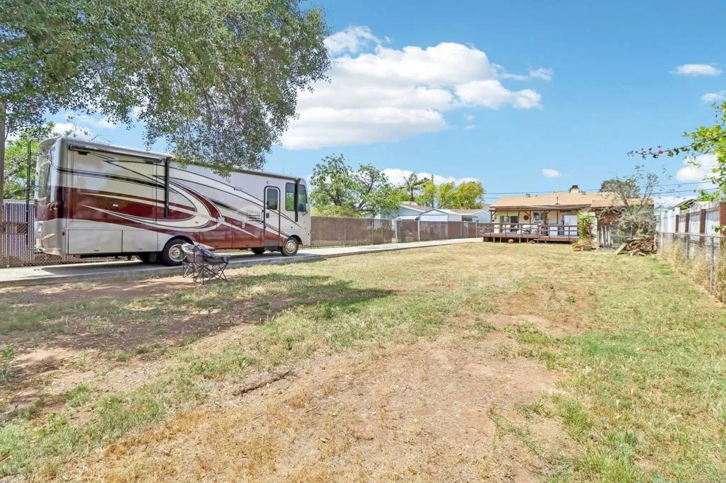 https://cdn.realtyfeed.com/cdn/127/306726755/7977023a581cb0e000c8571f1020f203.webp