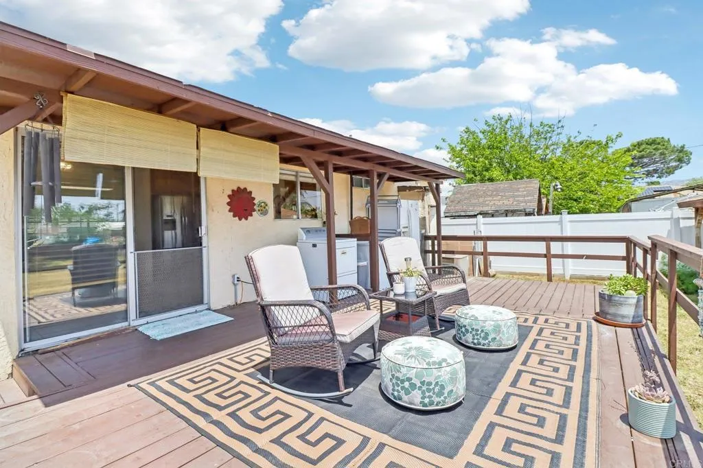 https://cdn.realtyfeed.com/cdn/127/306726755/d699e4b582d13b332396c7c43316818d.webp