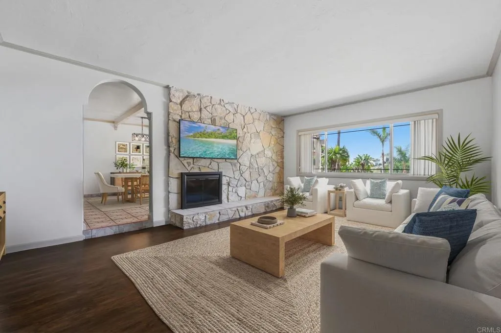 https://cdn.realtyfeed.com/cdn/127/306726805/181479cbd431c2552c8495fdba689107.webp