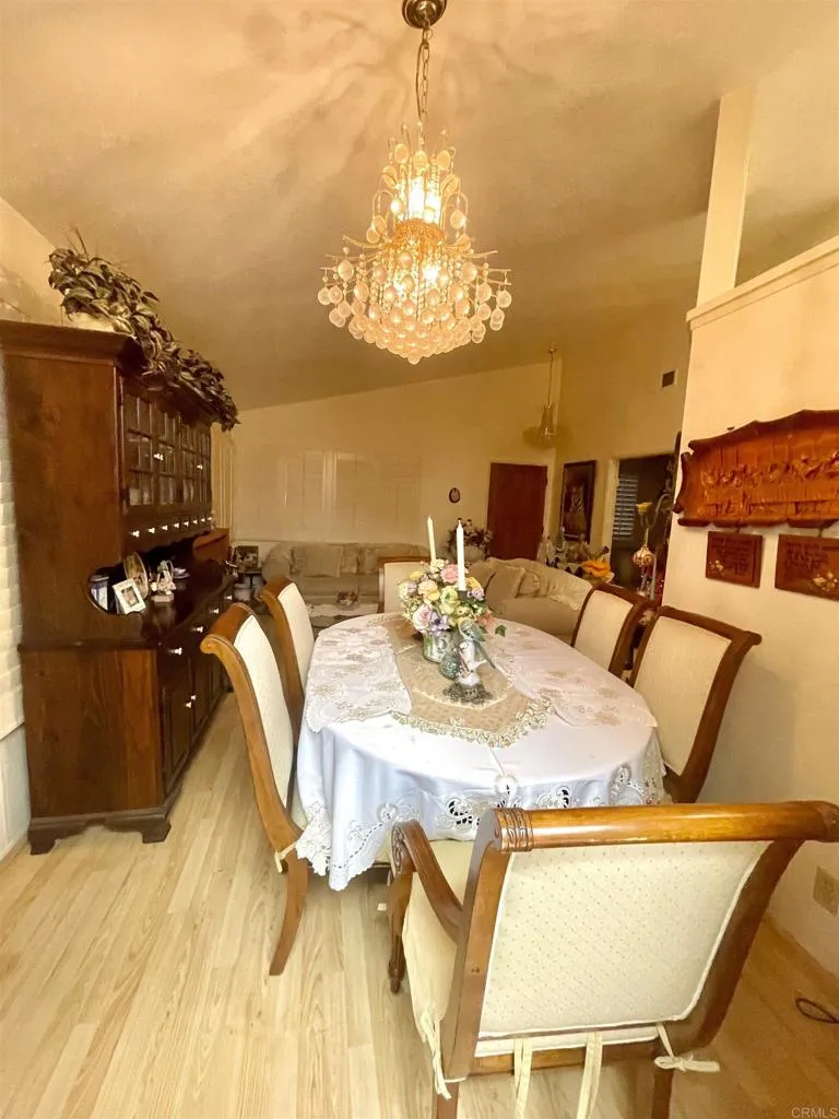 https://cdn.realtyfeed.com/cdn/127/306726855/71263ead9a66dba1c1532f9f50929570.webp