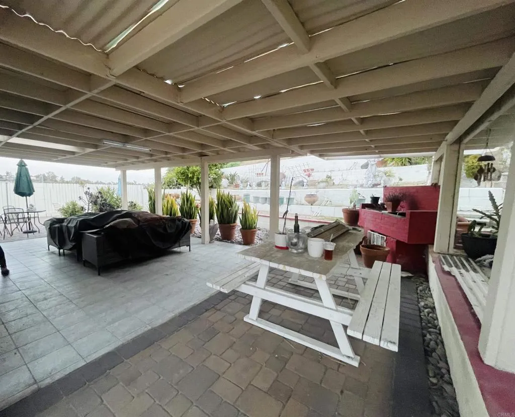 https://cdn.realtyfeed.com/cdn/127/306726855/c021f4e0820018e38b91fced6c1d6ff5.webp