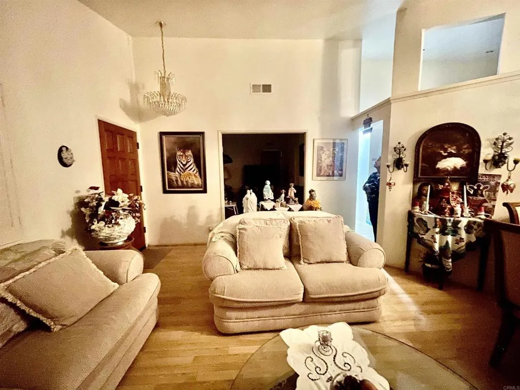 https://cdn.realtyfeed.com/cdn/127/306726855/d8b72d2e6dbbeb814cfcedb93a7997c8.webp
