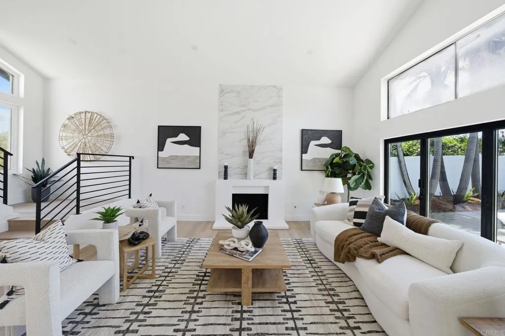 https://cdn.realtyfeed.com/cdn/127/306726875/8af4f6068d350127dd17c4f84211c432.webp