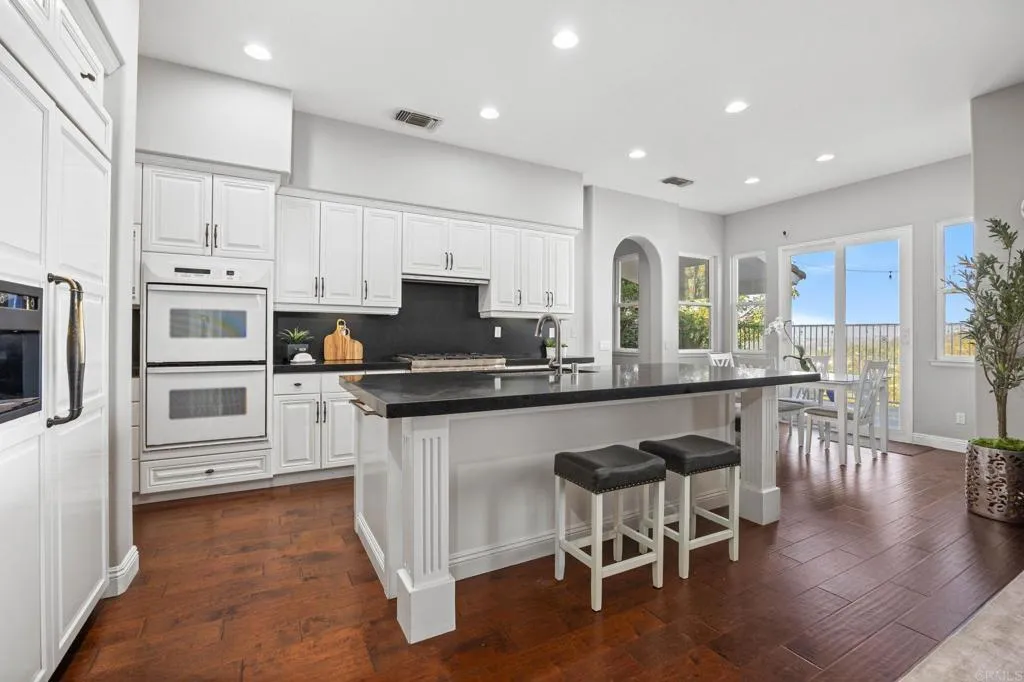 https://cdn.realtyfeed.com/cdn/127/306726879/481849db41dbbb7c6cbaae366a4ffa59.webp