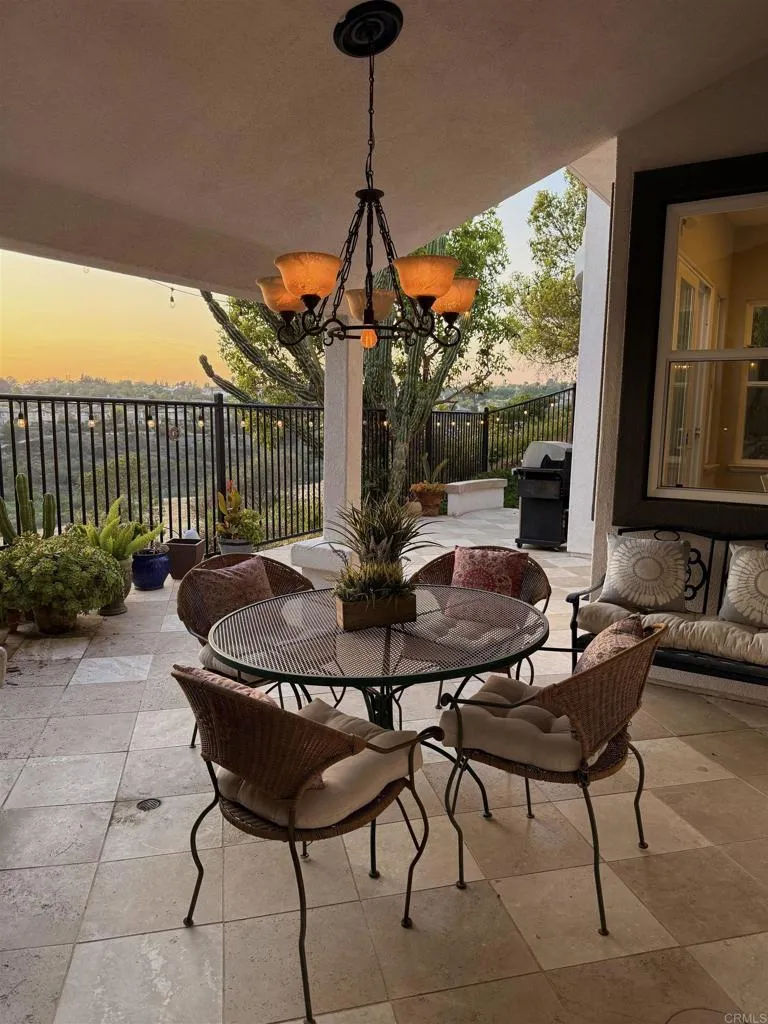 https://cdn.realtyfeed.com/cdn/127/306726879/ca59e8362445fd1dacfb979f77200b72.webp
