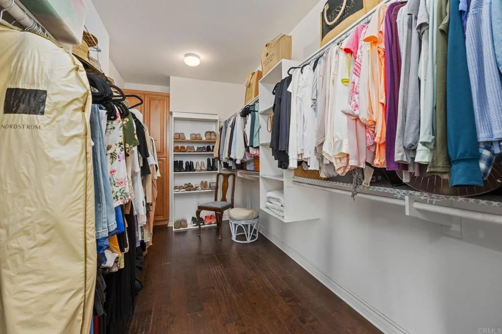 https://cdn.realtyfeed.com/cdn/127/306726879/e21e1ce8fd98fb6b068b5f895e41d68c.webp
