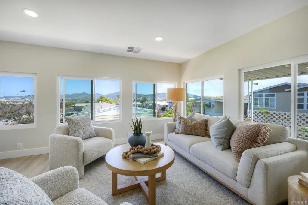 https://cdn.realtyfeed.com/cdn/127/306726935/65599668ccfeb2a709076d119ae441d3.webp