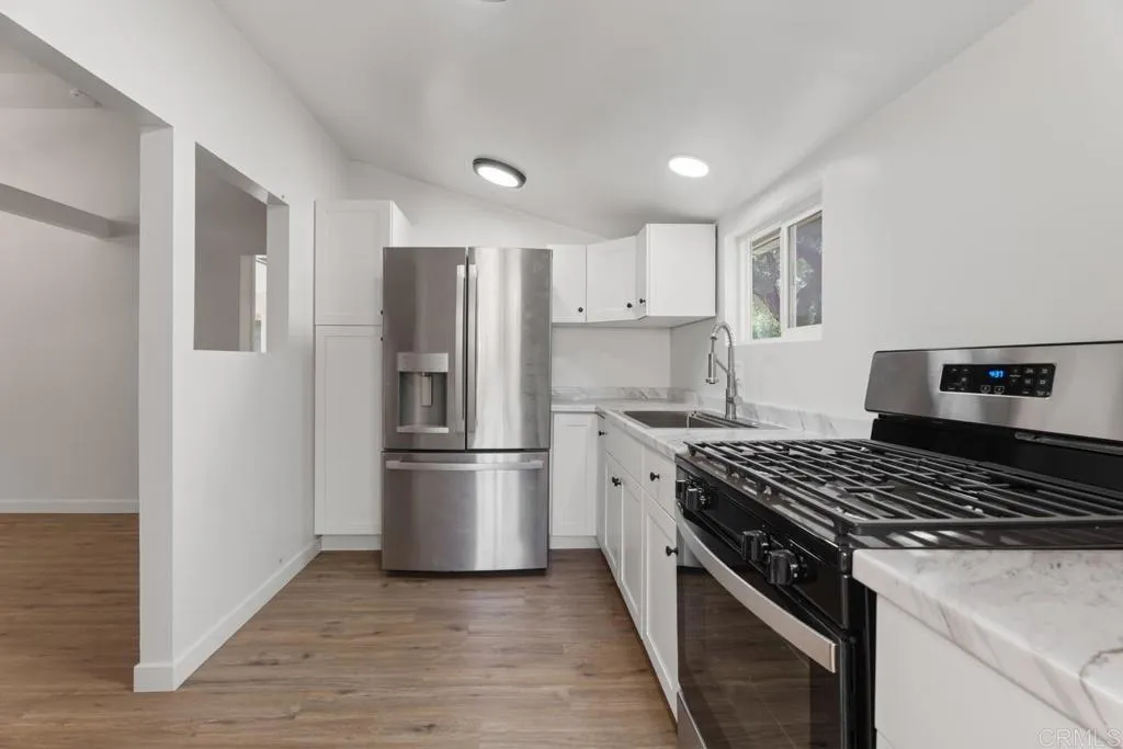 https://cdn.realtyfeed.com/cdn/127/306726943/a58f88165b48f30a92a63511a5e44890.webp