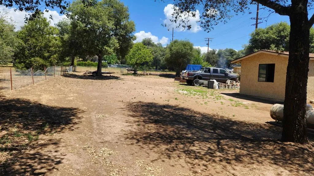 https://cdn.realtyfeed.com/cdn/127/306726943/afba31fbb6ff1e99a43aad32fa3fbb5a.webp