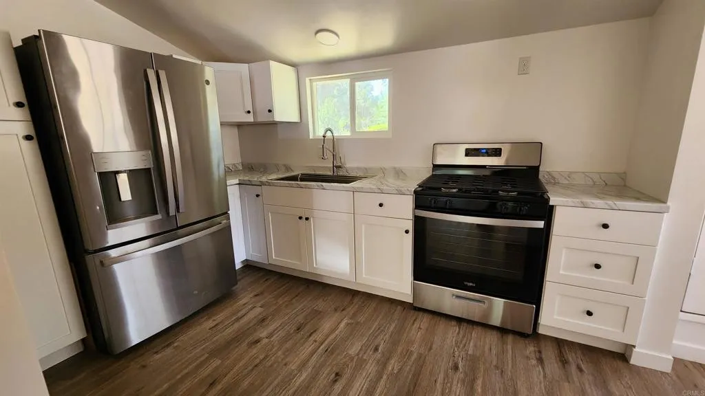 https://cdn.realtyfeed.com/cdn/127/306726943/c52ebf23820f844a0bb64a208be527f2.webp
