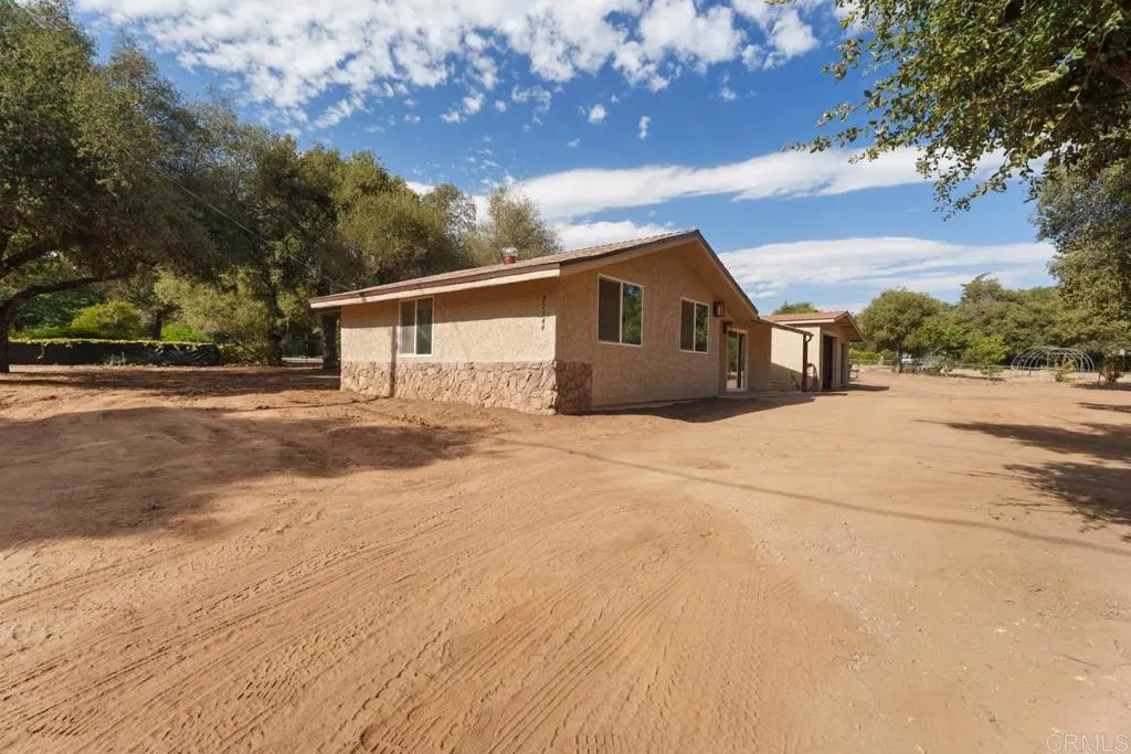 https://cdn.realtyfeed.com/cdn/127/306726943/dda31c6b2125a49a76fc867ba2b23590.webp