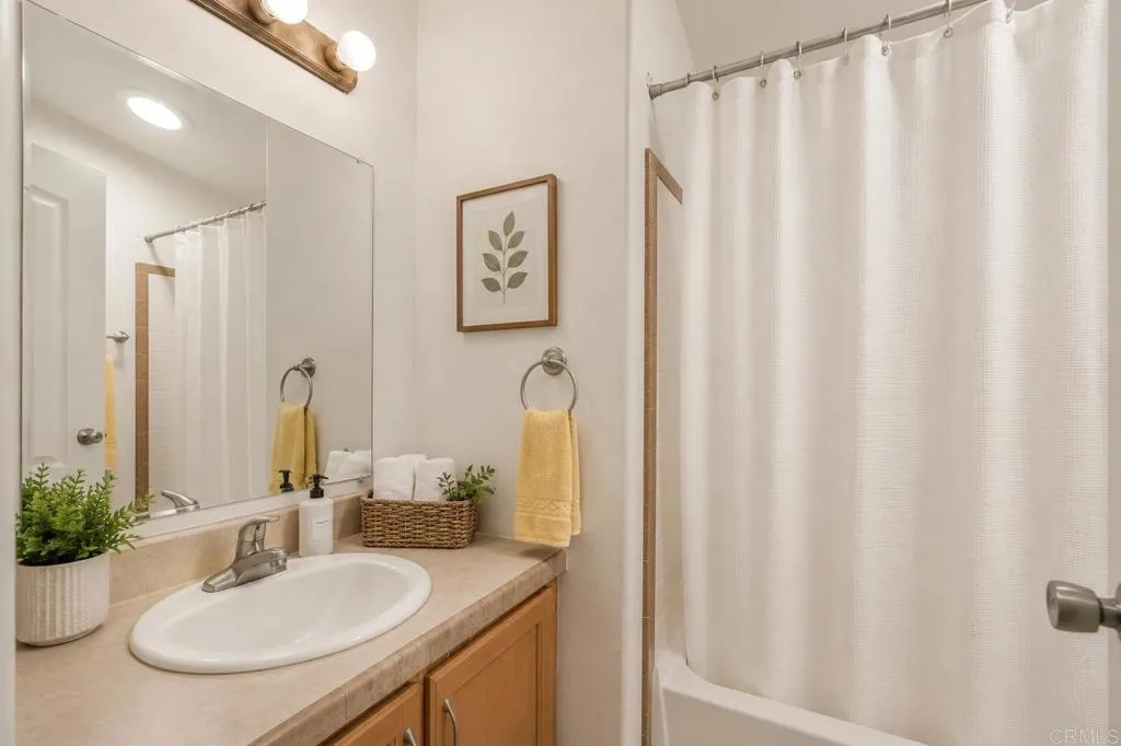 https://cdn.realtyfeed.com/cdn/127/306726963/10c37a64c6c46a16930eb0e7e817ee36.webp