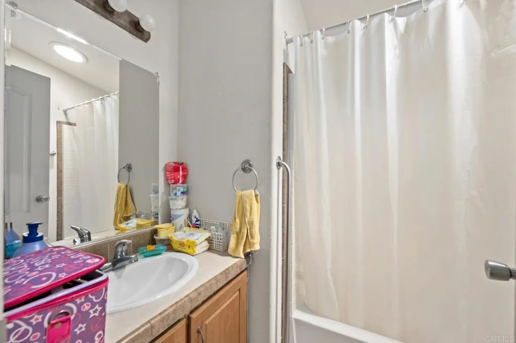 https://cdn.realtyfeed.com/cdn/127/306726963/fdcc07952d22d104f3c2a03617384fd7.webp