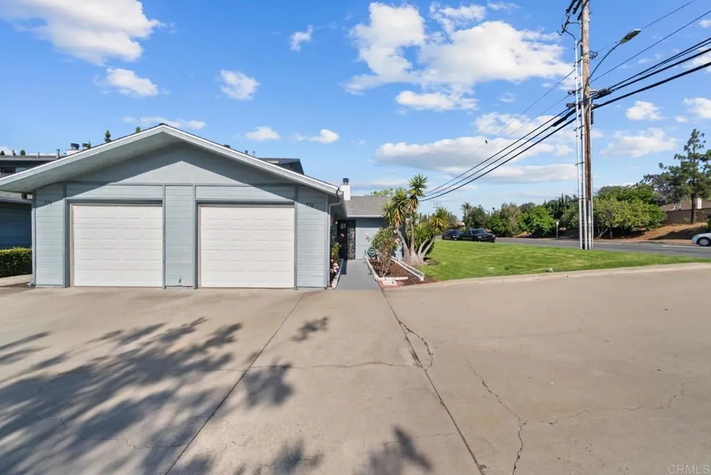 https://cdn.realtyfeed.com/cdn/127/306726968/72463a2222baffeb55593e7c3d36d15c.webp