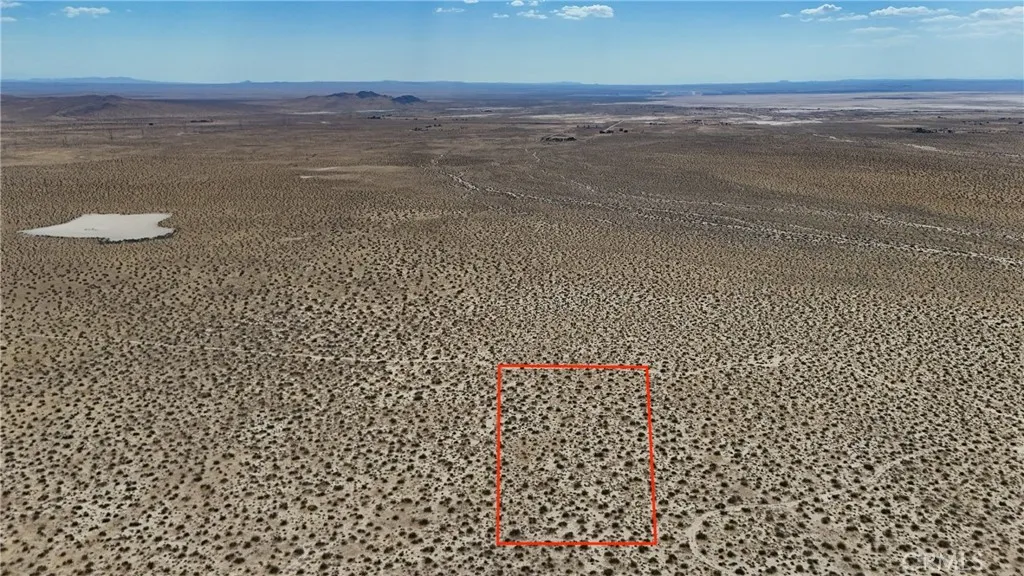 736 Fossil Bed (near), Hinkley, CA 92347 - Photo 3 of 11, Hinkley, CA