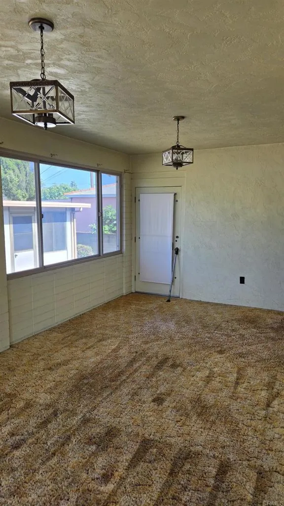 https://cdn.realtyfeed.com/cdn/127/306727026/384551dfc644f0584399f33f7412449f.webp