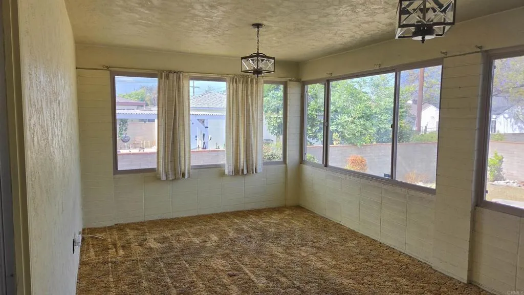https://cdn.realtyfeed.com/cdn/127/306727026/863de1df47768dac5d50664e19ee0102.webp