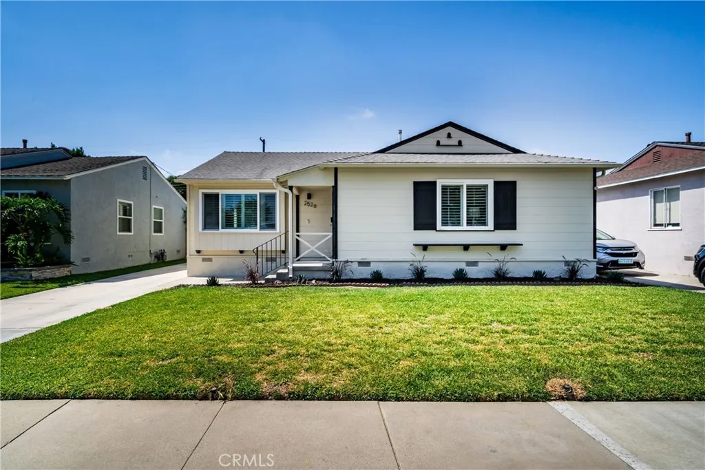 Lakewood, CA 90712