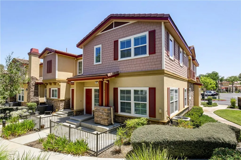 Redlands, CA 92373