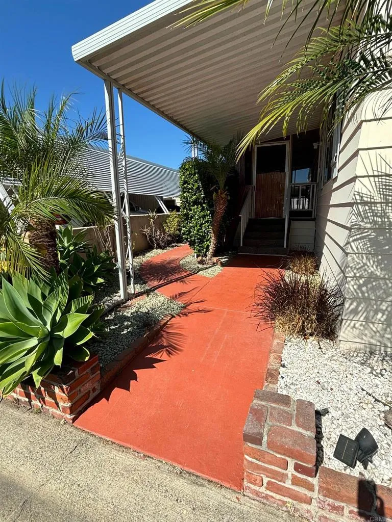https://cdn.realtyfeed.com/cdn/127/306727216/eb73b93de6b9bbd7fe17841d474d3b3e.webp