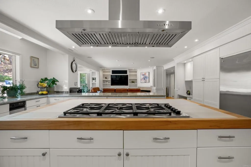 https://cdn.realtyfeed.com/cdn/127/306727238/111545f3f3fbcaabede87cdad736e5f9.webp