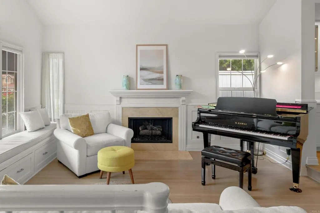 https://cdn.realtyfeed.com/cdn/127/306727238/4d5905cd5b842b23f235fe678922e60b.webp