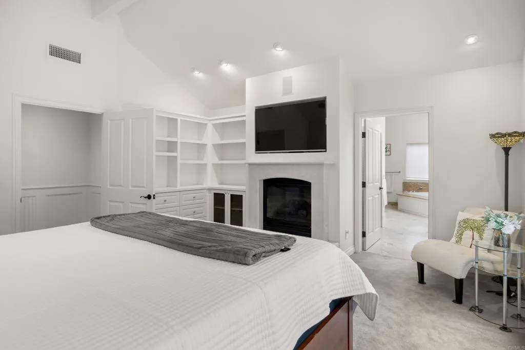 https://cdn.realtyfeed.com/cdn/127/306727238/fe426fe3bd49c907ec92fa0307811ff8.webp