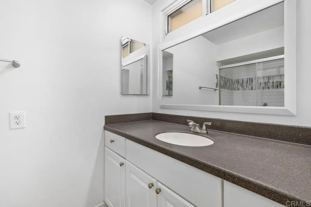 https://cdn.realtyfeed.com/cdn/127/306727248/79d79f151f0ef19313a2f8c614c90fa5.webp