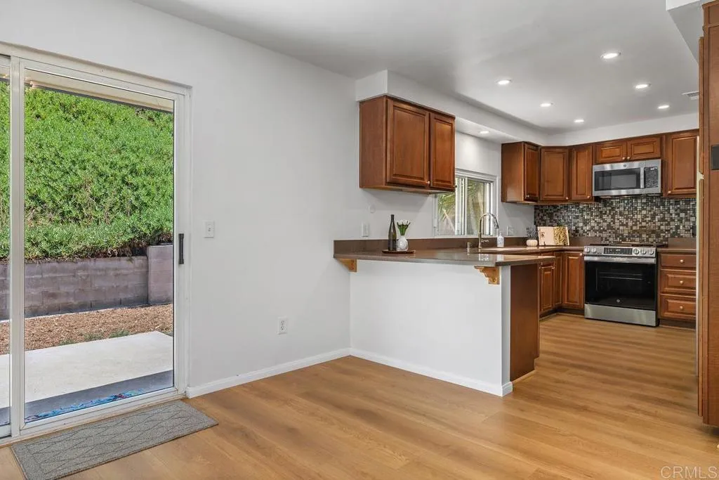 https://cdn.realtyfeed.com/cdn/127/306727248/8947b3ac070684b2fe8a75ea6ffdb5fa.webp