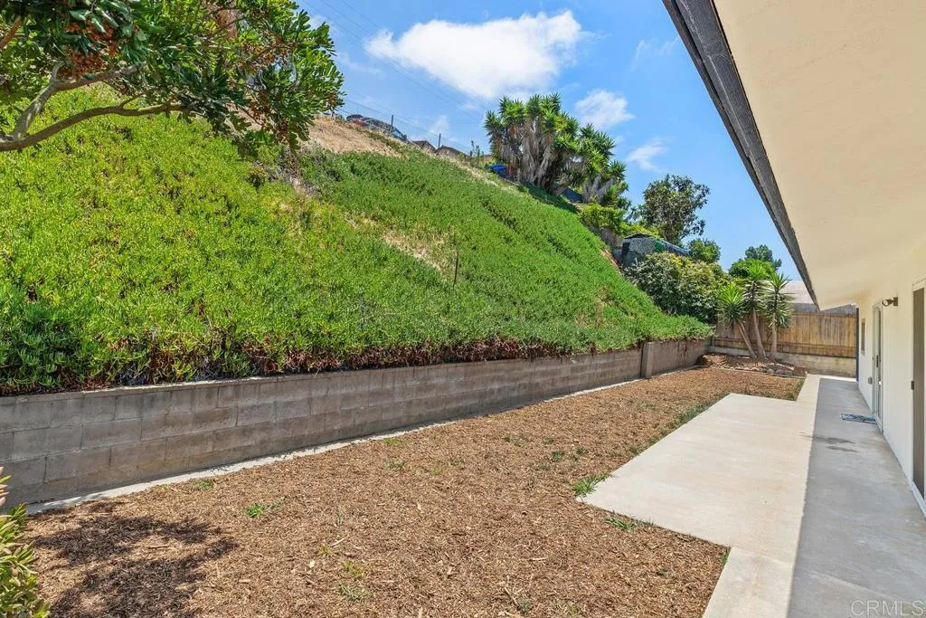 https://cdn.realtyfeed.com/cdn/127/306727248/c56e0f99e9bb1e4d0ba28479f70976aa.webp