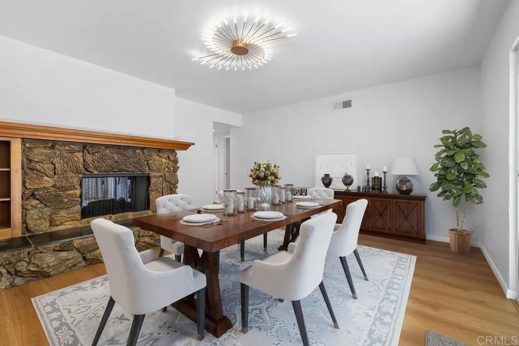https://cdn.realtyfeed.com/cdn/127/306727248/cb955d55b43b7ebb8f23f36f431b59b8.webp