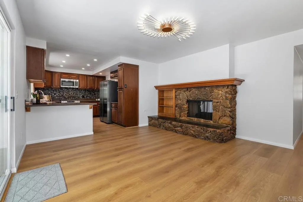 https://cdn.realtyfeed.com/cdn/127/306727248/e19ac02e7463fa1e71d97bb04791cb2a.webp