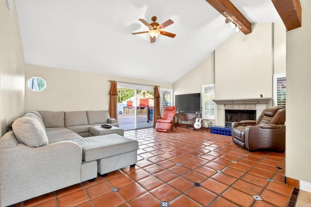 https://cdn.realtyfeed.com/cdn/127/306727249/11bfaa29359a95b9c17e809cb0811009.webp