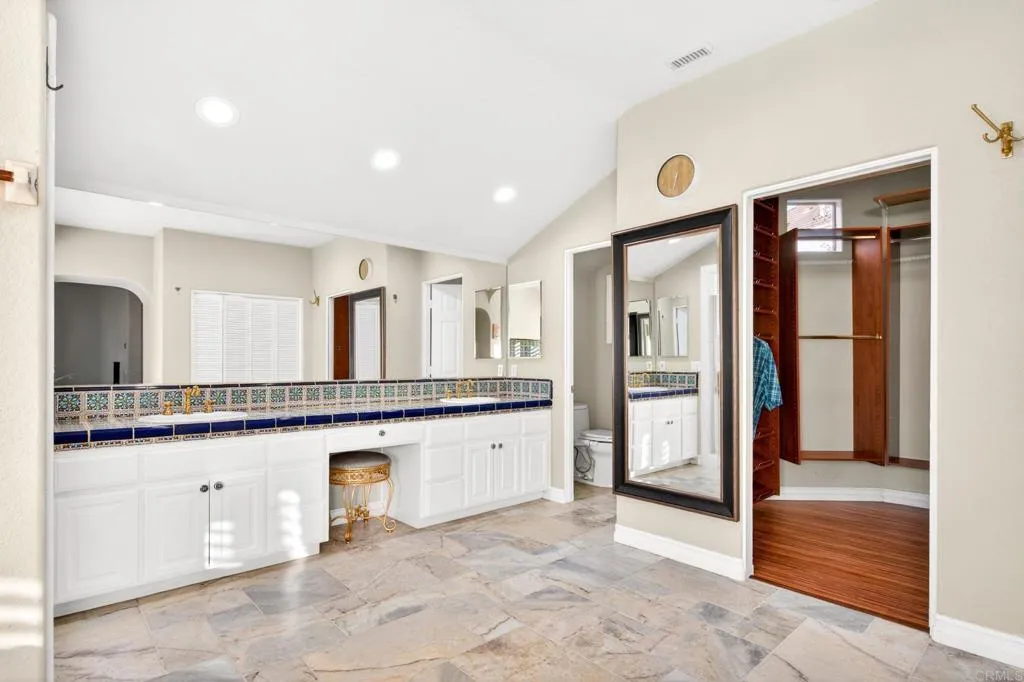https://cdn.realtyfeed.com/cdn/127/306727249/435a35304ae2fc0ef6d1c56c01a5276b.webp