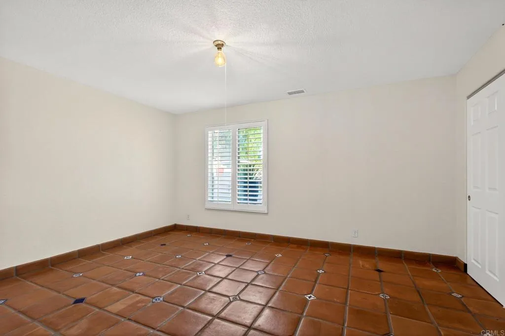 https://cdn.realtyfeed.com/cdn/127/306727249/7ac3d96f044fcb693250167aace5273b.webp