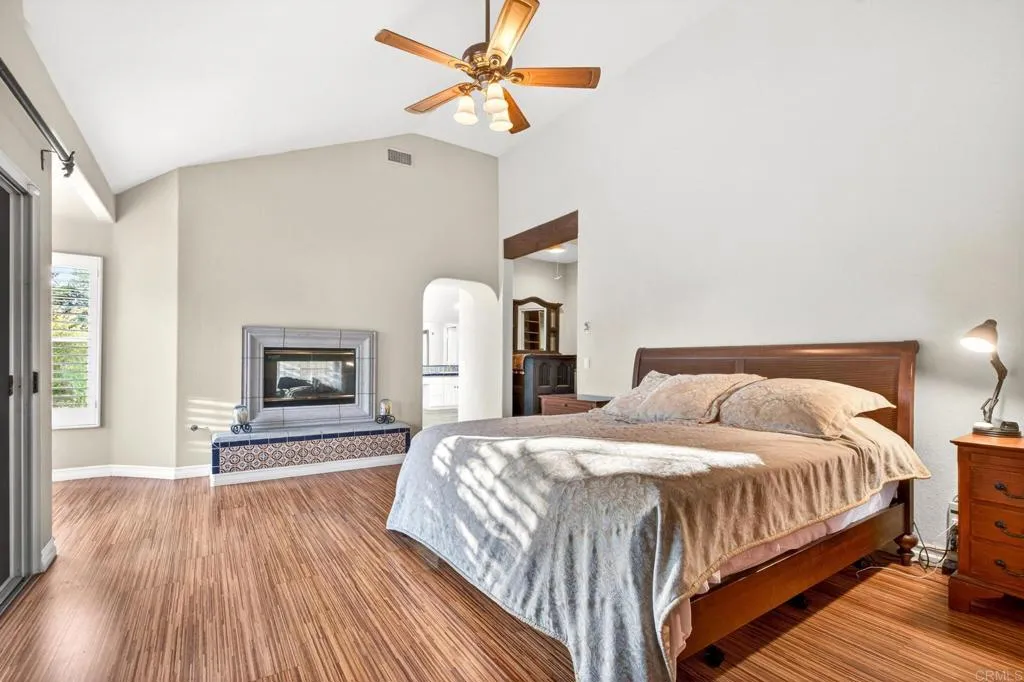 https://cdn.realtyfeed.com/cdn/127/306727249/a43e667f1fdff1b70d19ff4cebb20ca0.webp
