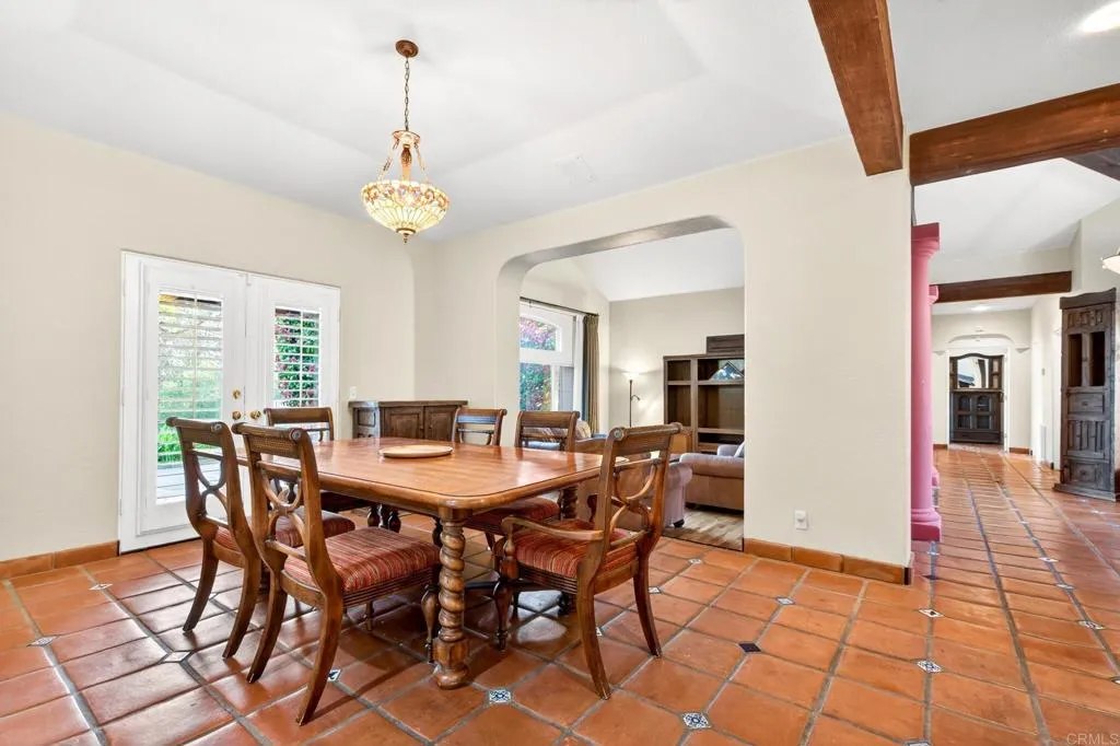 https://cdn.realtyfeed.com/cdn/127/306727249/a7d0c8005be51a98b99ada7586e10353.webp