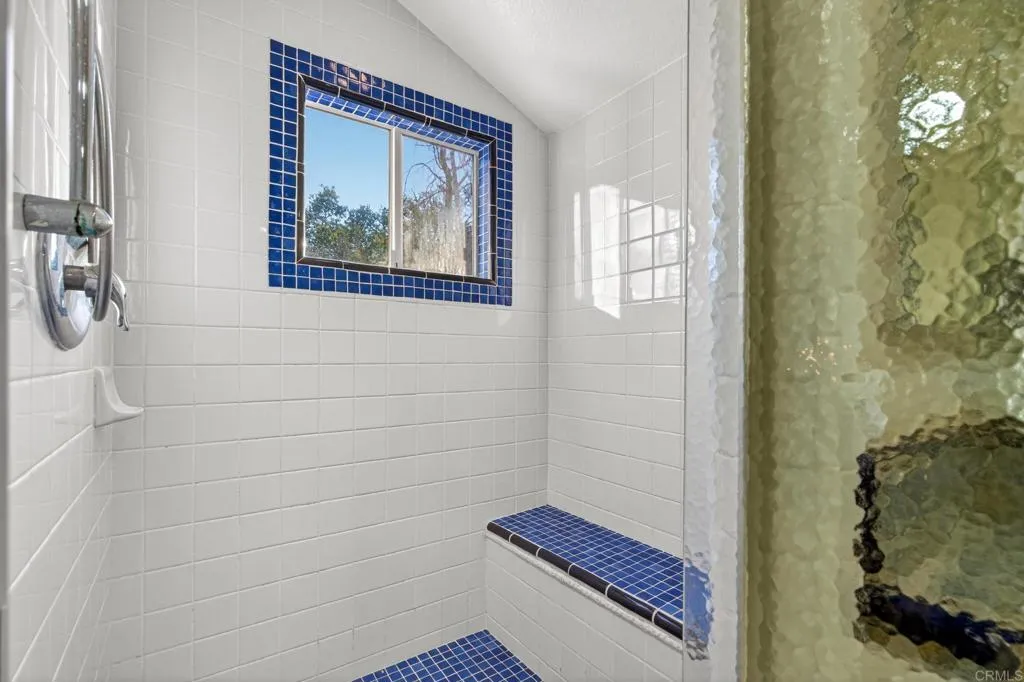 https://cdn.realtyfeed.com/cdn/127/306727249/d87e565bb14a7e875c15a7db22ac3e93.webp